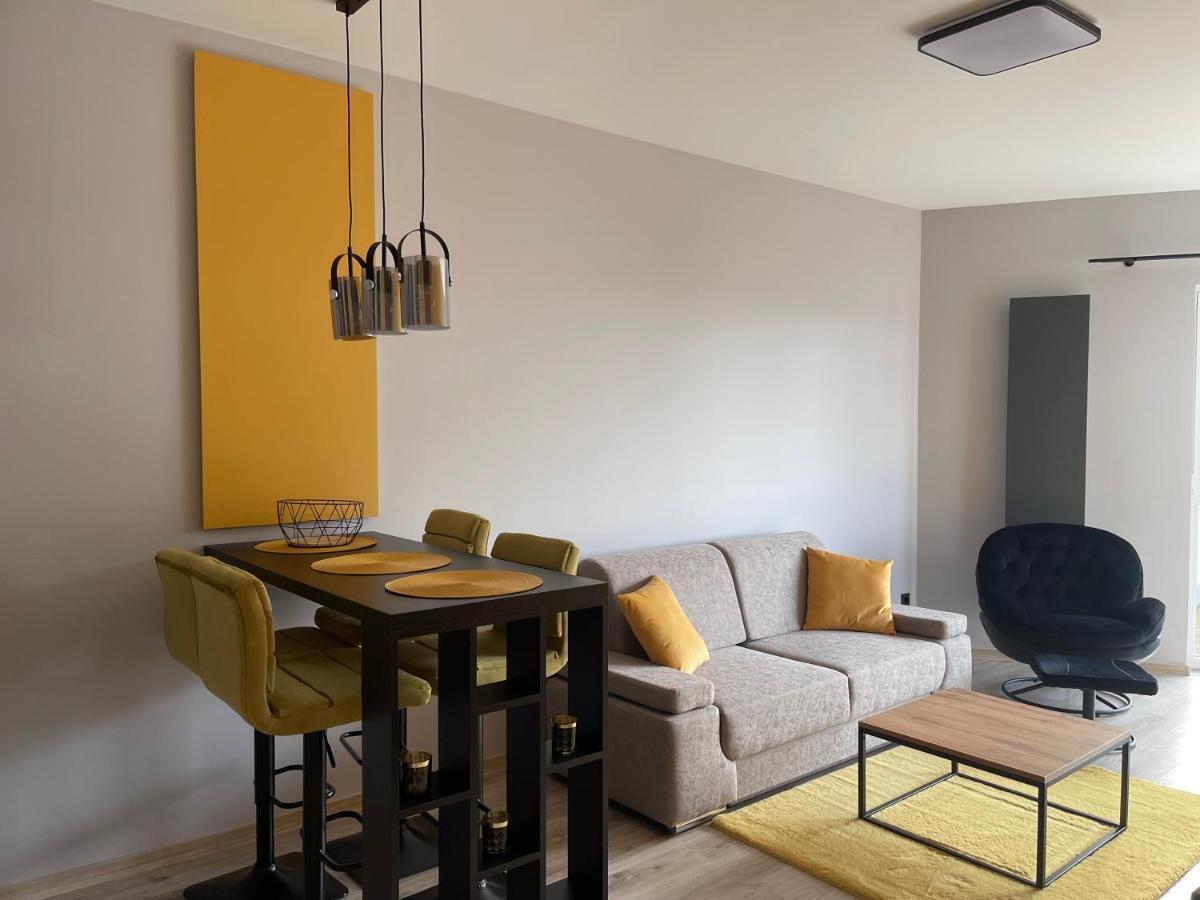 Apartament Elegance Yellow W Let'S Sea Basen&Spa Gaski  Luaran gambar